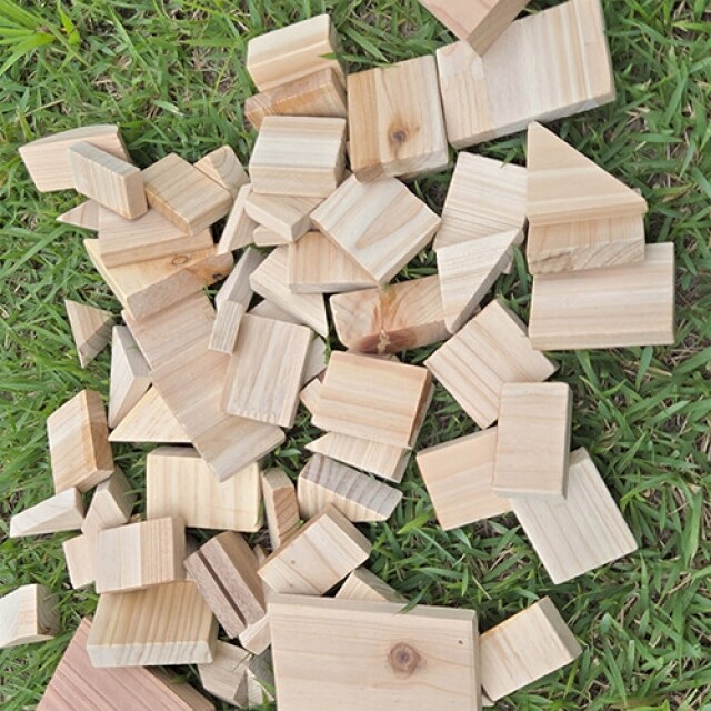 나무에,나무에 다양한 나무조각 창의적인 나무조각 놀이